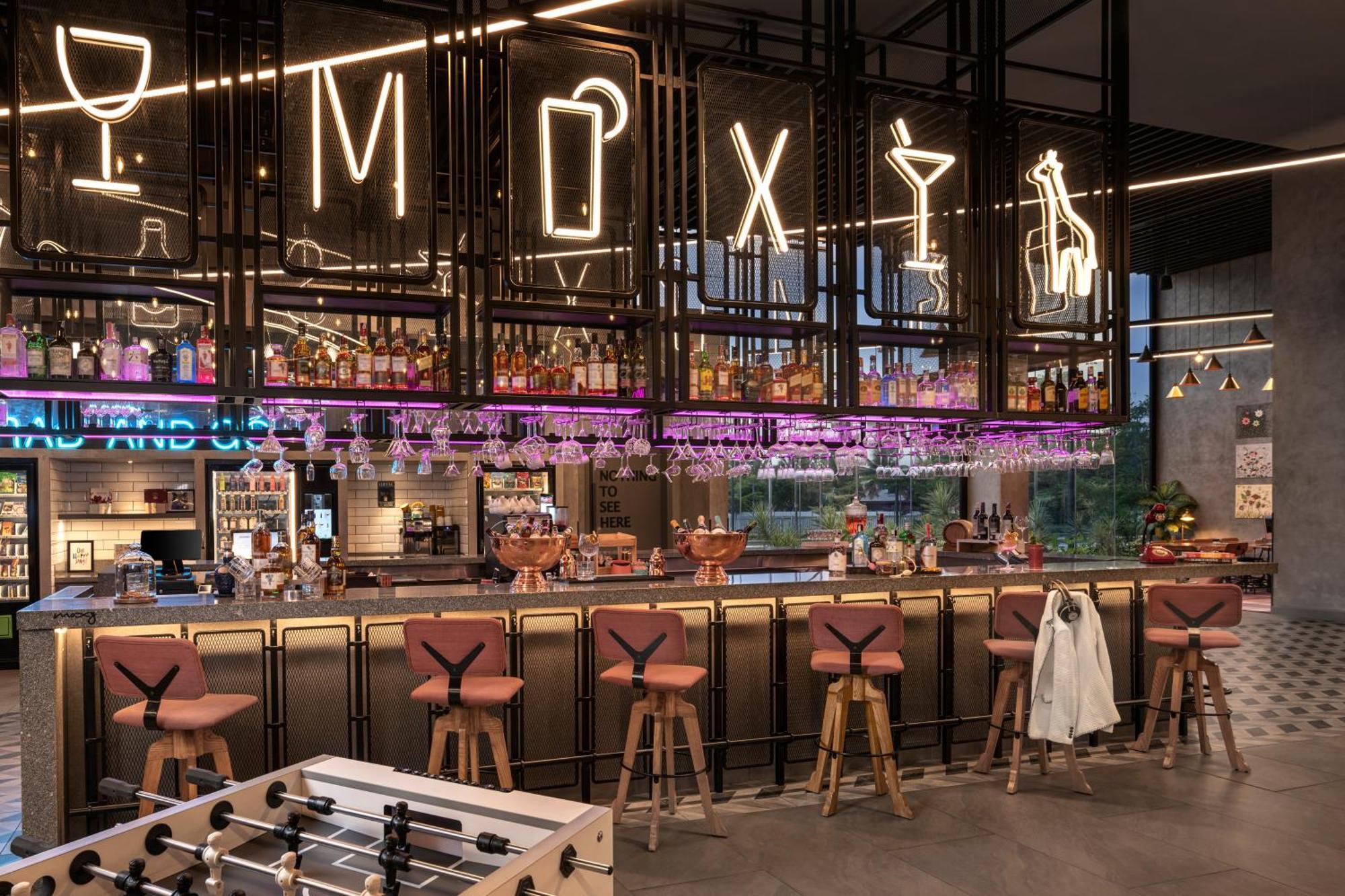 Hotel Moxy Bengaluru Airport Prestige Tech Cloud Devanahalli Exteriér fotografie